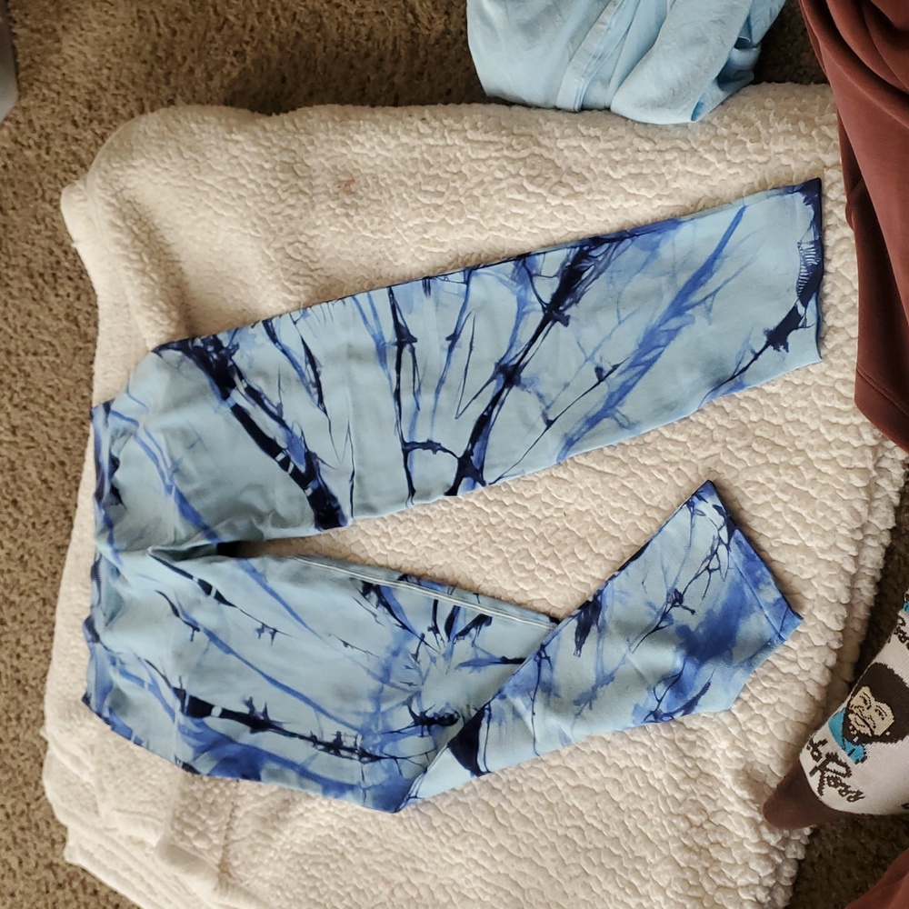 Tie die blue seamless leggings